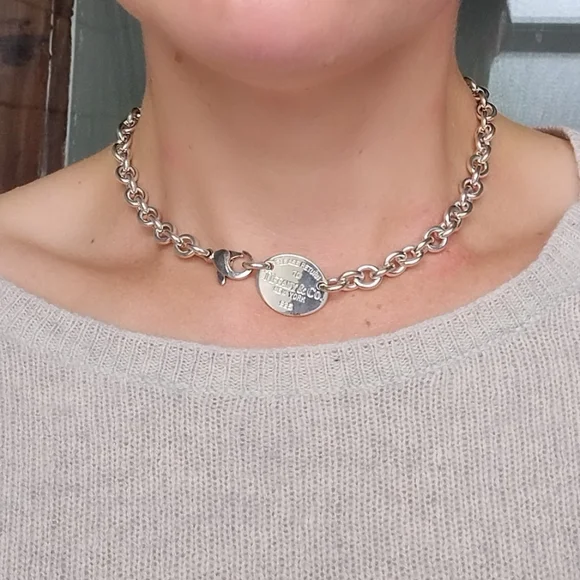 Tiffany and Co Sterling Silver Return to Tiffany Oval Tag Choker Necklace - Picture 2 of 11